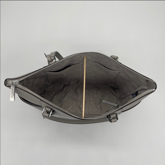 Michael Kors Charlotte Tote Bag - Picture 4 of 8